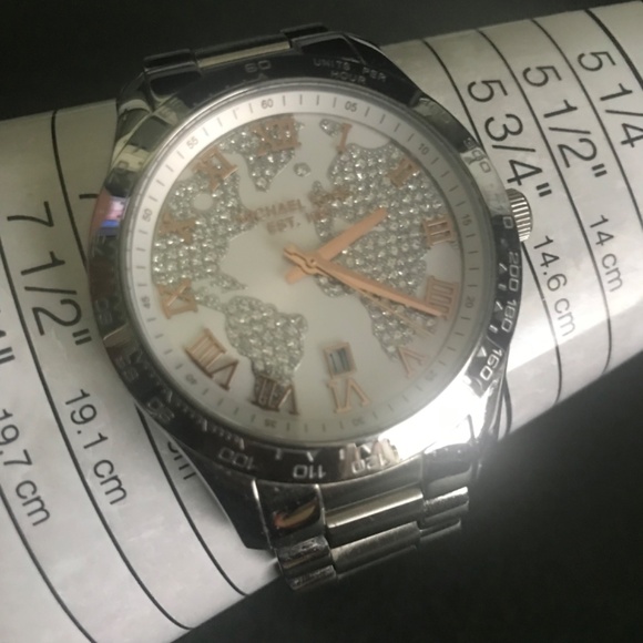 Michael Kors Silver Tone Ladies Layton Chronograph Stainless Steel Watch MK5958 - Picture 9 of 15